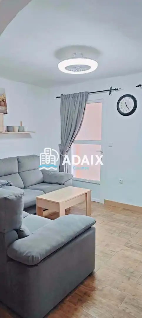 Dormitori de Casa adosada en venda en Arroyo de la Luz amb Aire condicionat, Traster i Moblat