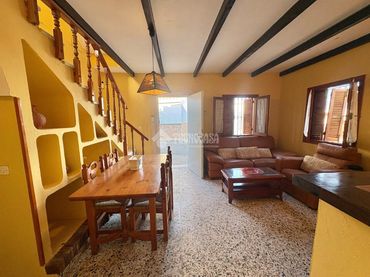 Casa aparellada en venda a Puerto de la Duquesa