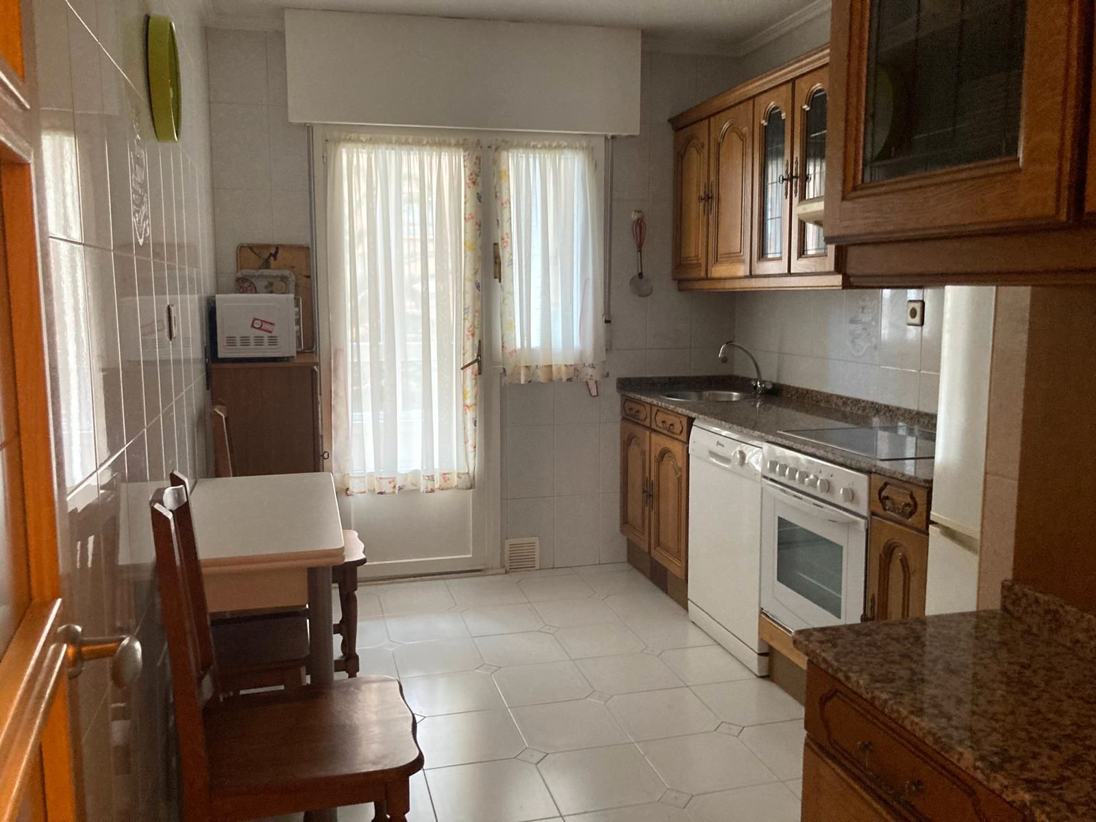 Kitchen of Flat for sale in Avilés  with Heating, Parquet flooring and Furnished
