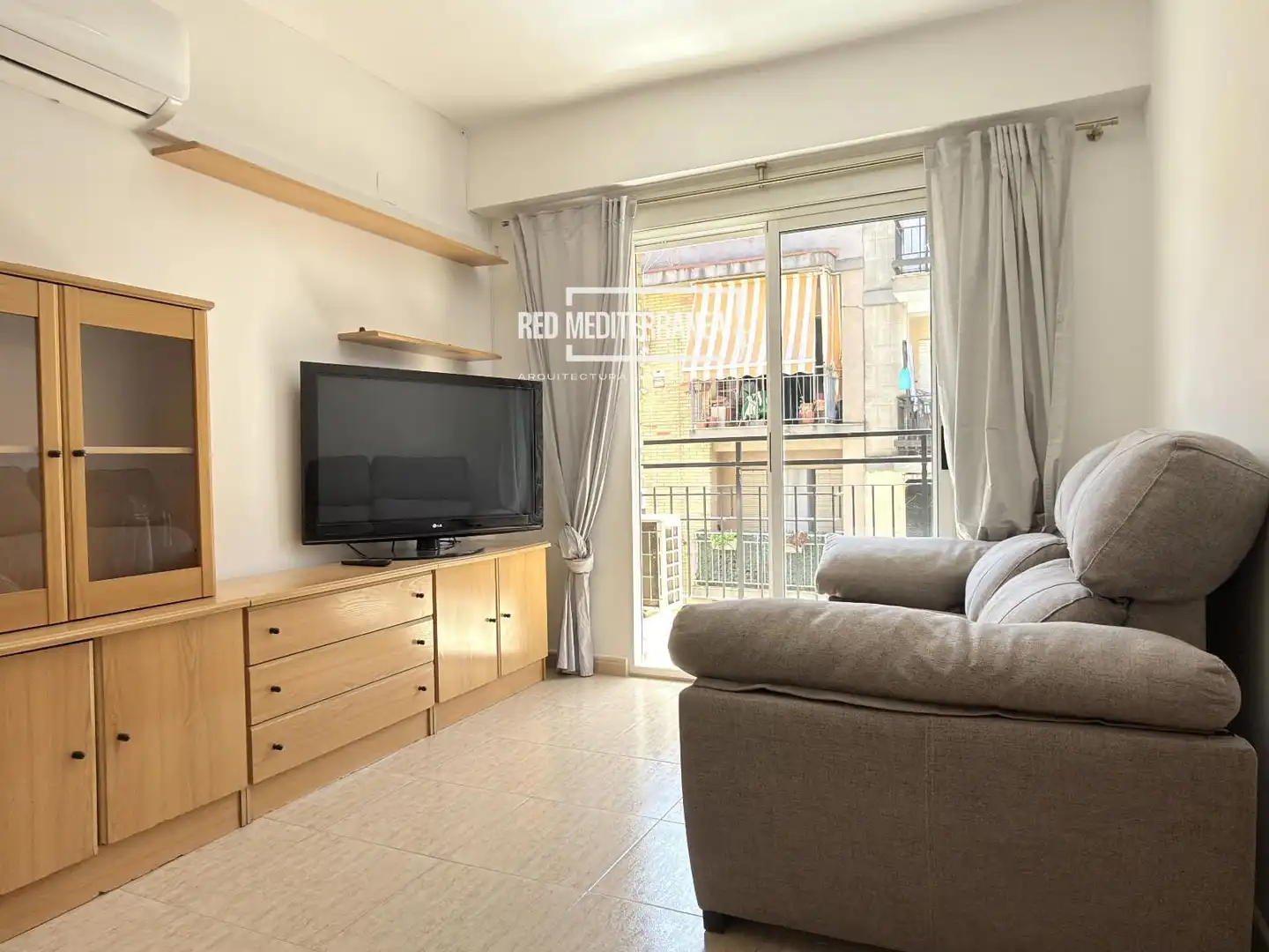 Außenansicht von Wohnung zum Verkauf in Gandia mit Klimaanlage, Heizung und Terrasse