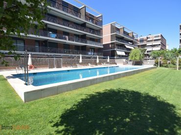 Duplex con piscina in vendita a Cossetania 21-27