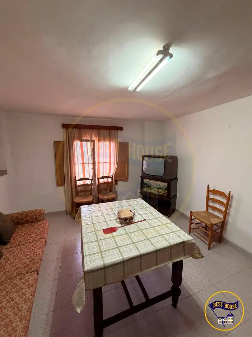 Cocina de Finca rústica en venta en Mira con Terraza y Amueblado