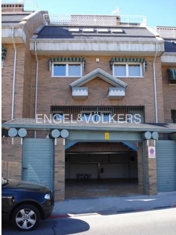 Finca rústica en Alquiler en Canillas