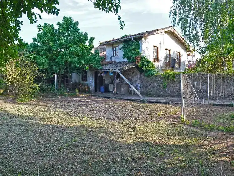Finca rústica en venta en Cartes con Balcón