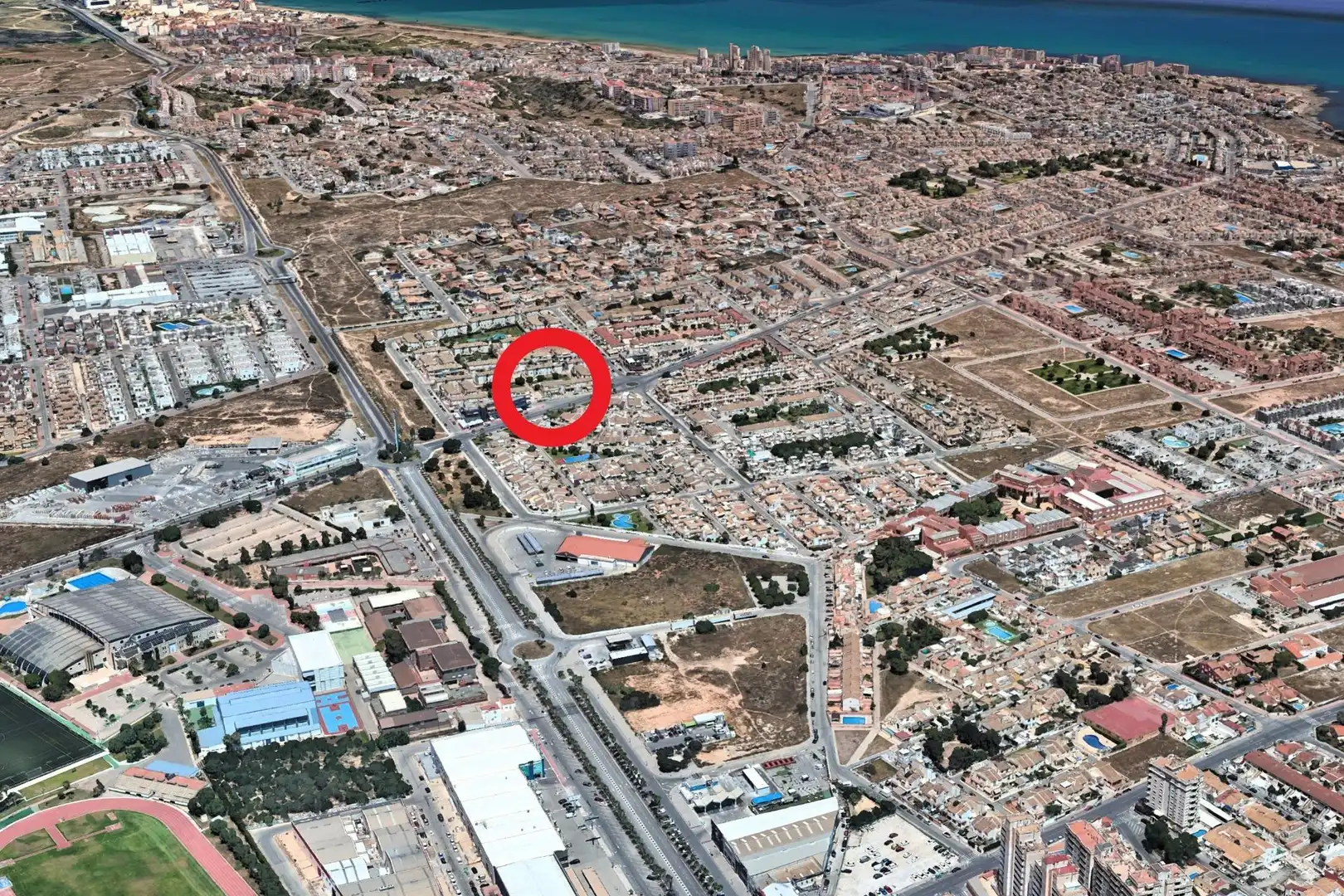 Vista exterior de Àtic en venda en Torrevieja amb Aire condicionat, Calefacció i Moblat