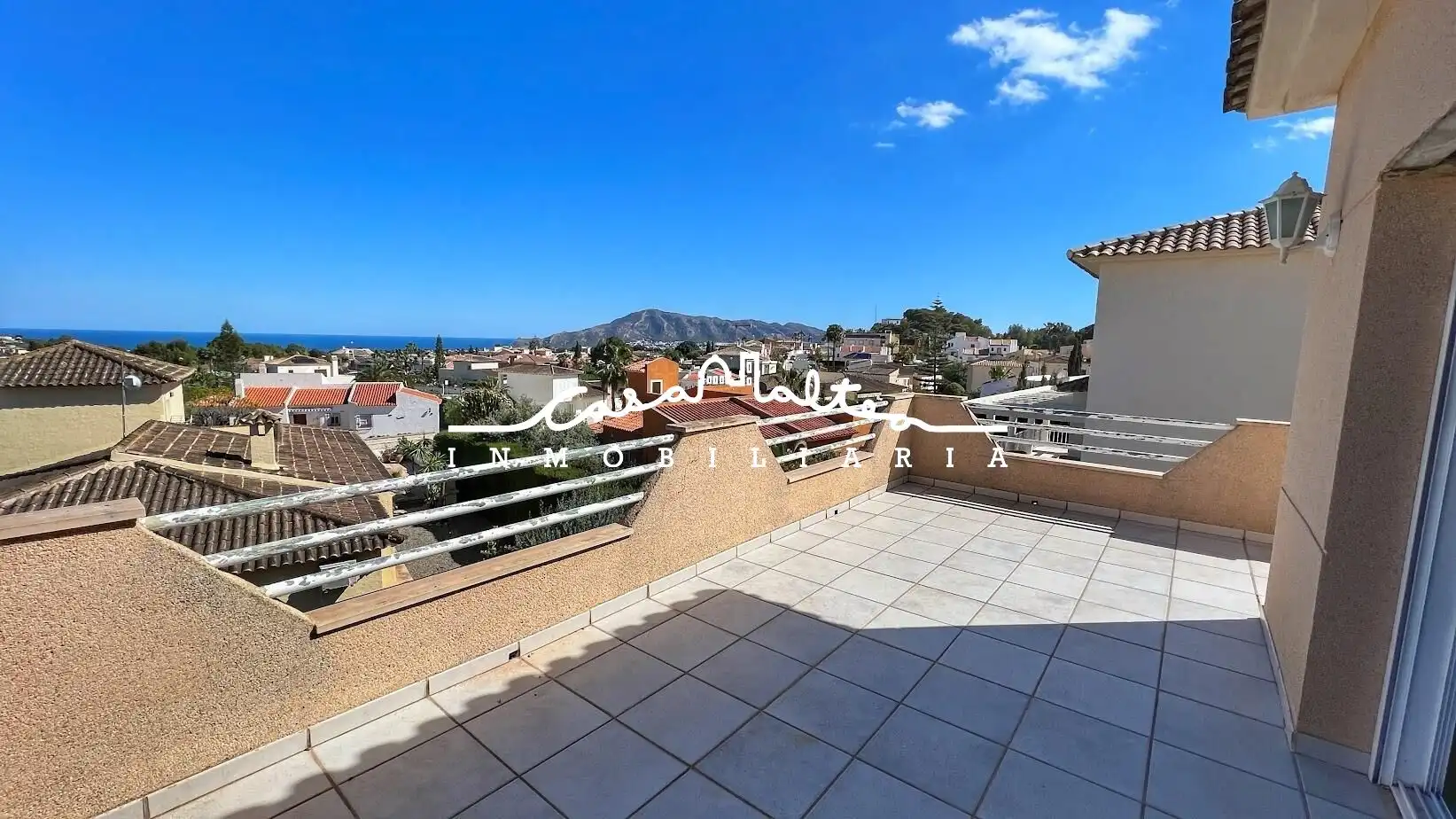 Exterior view of Houses for sale in L'Alfàs del Pi  with Private garden, Terrace and Swimming Pool