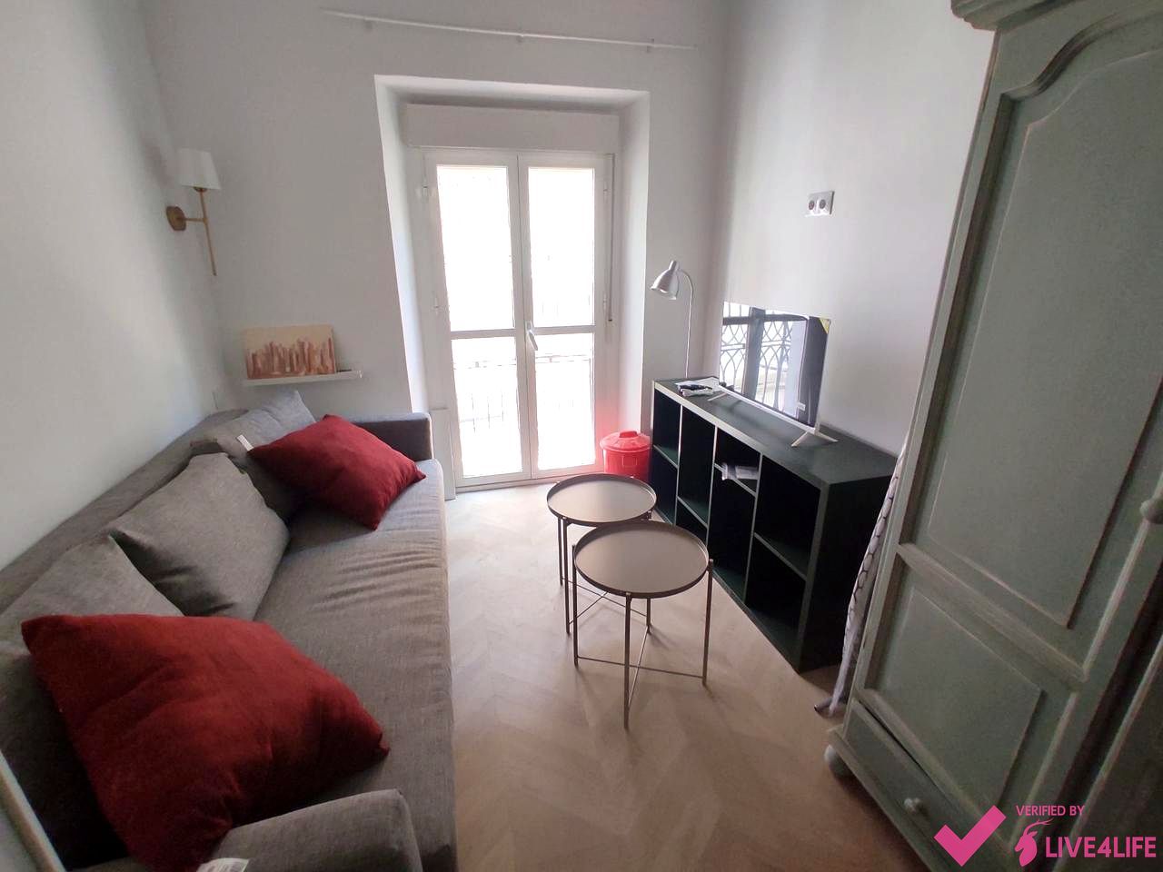 Sala d'estar de Pis de lloguer en  Sevilla Capital amb Aire condicionat, Moblat i Balcó