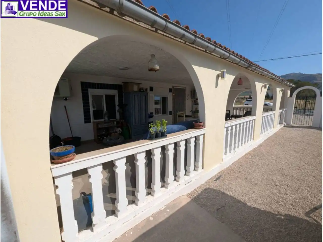 Vista exterior de Finca rústica en venta en Sax con Aire acondicionado, Jardín privado y Piscina