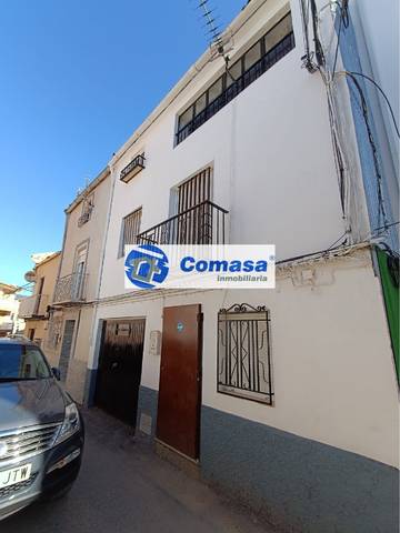Casa-chalet en Venta en Fuensanta de Martos