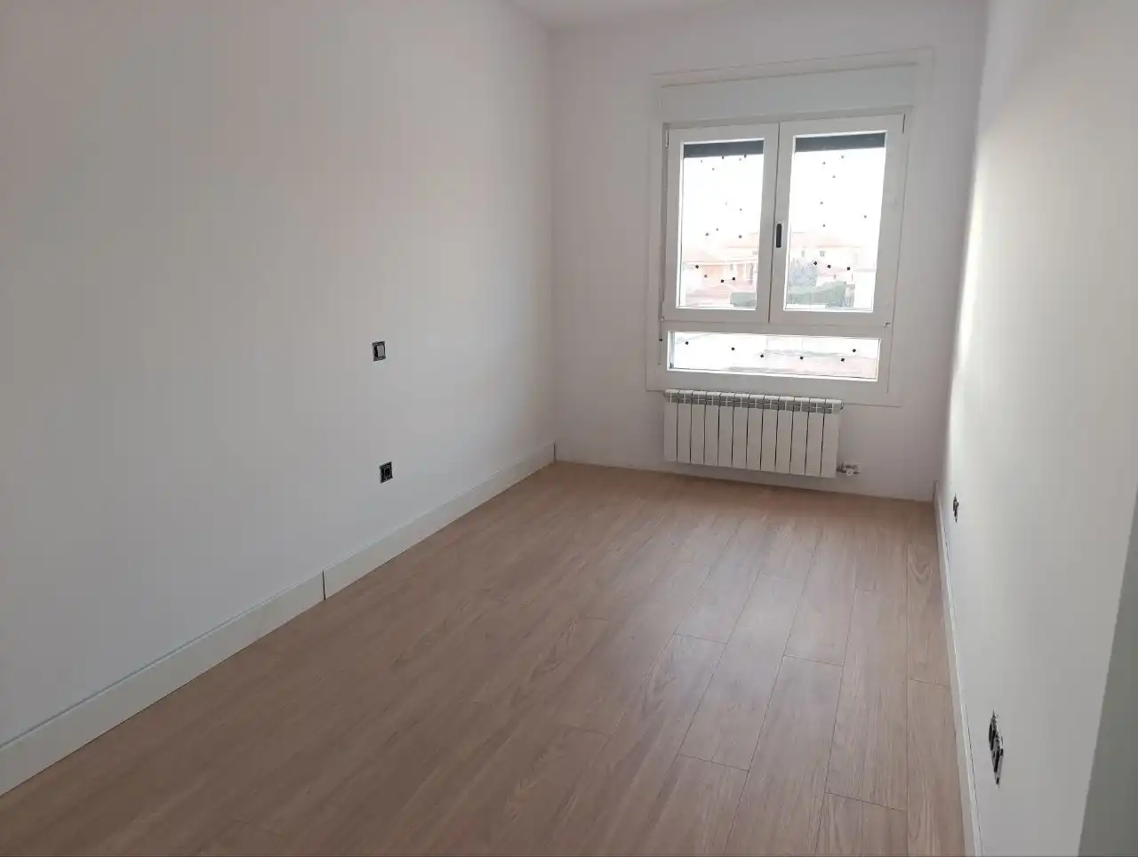 Schlafzimmer von Einfamilien-Reihenhaus zum Verkauf in Valdepeñas mit Heizung, Terrasse und Abstellraum