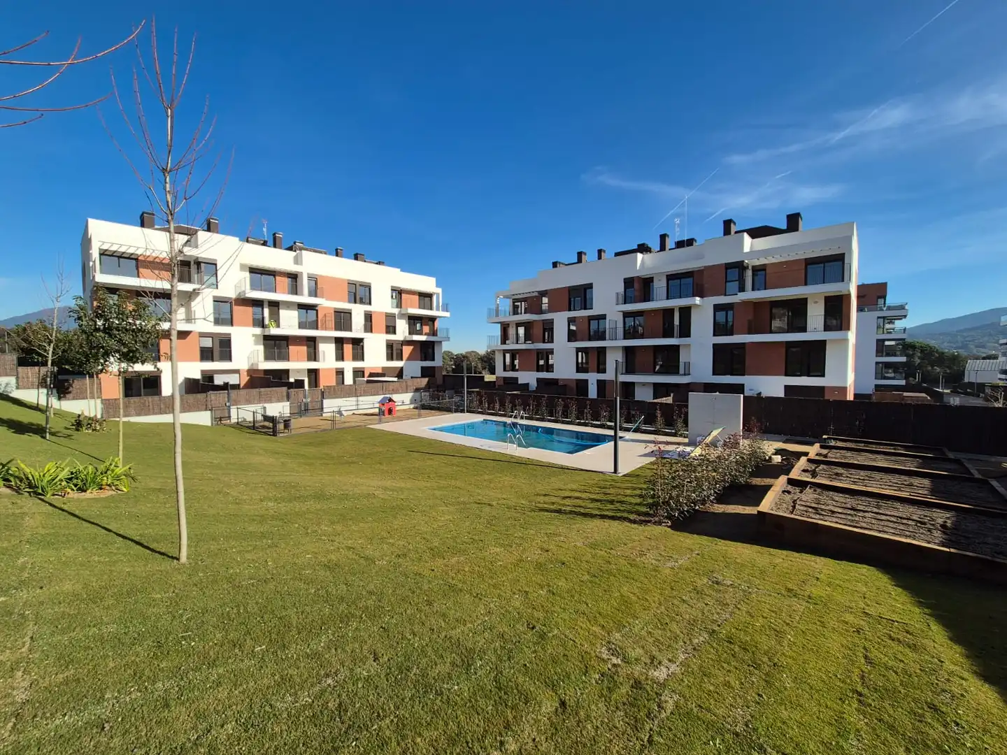 Pis amb piscina en venda a Llinars del Vallès