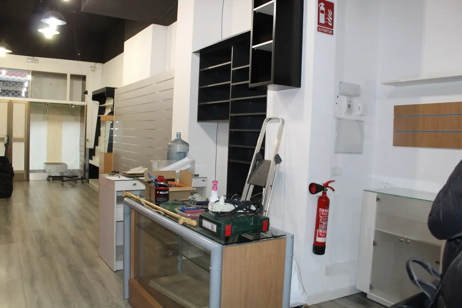 Local en venda en  Logroño amb Moblat