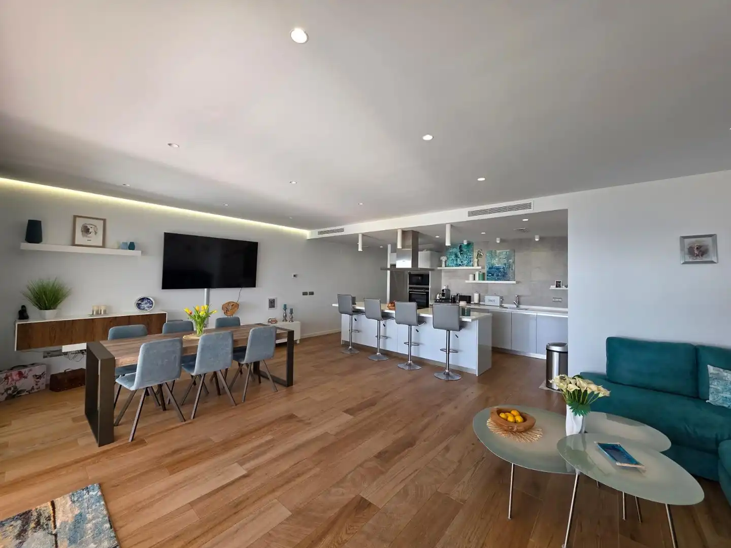 Flat for sale in La Alcaidesa