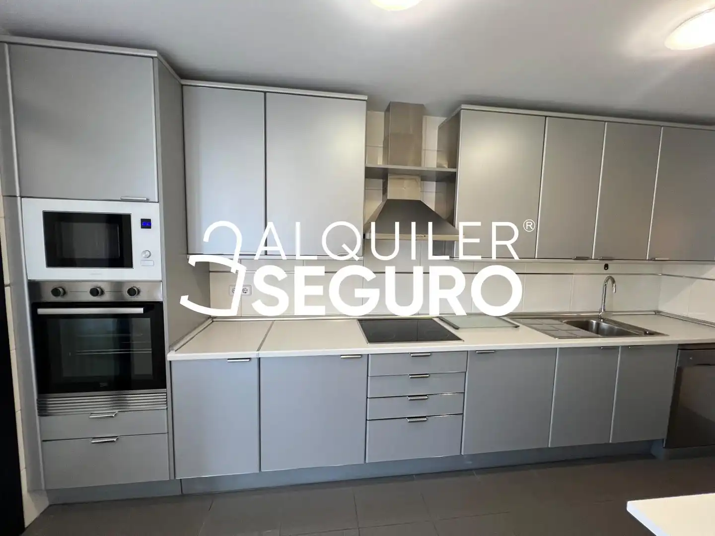 Cocina de Piso de alquiler en Madrid con Aire acondicionado, Calefacción y Terraza