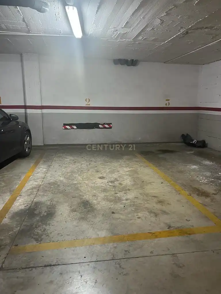 Parcheggio in vendita a Don Pelayo 48-50, imagen 2