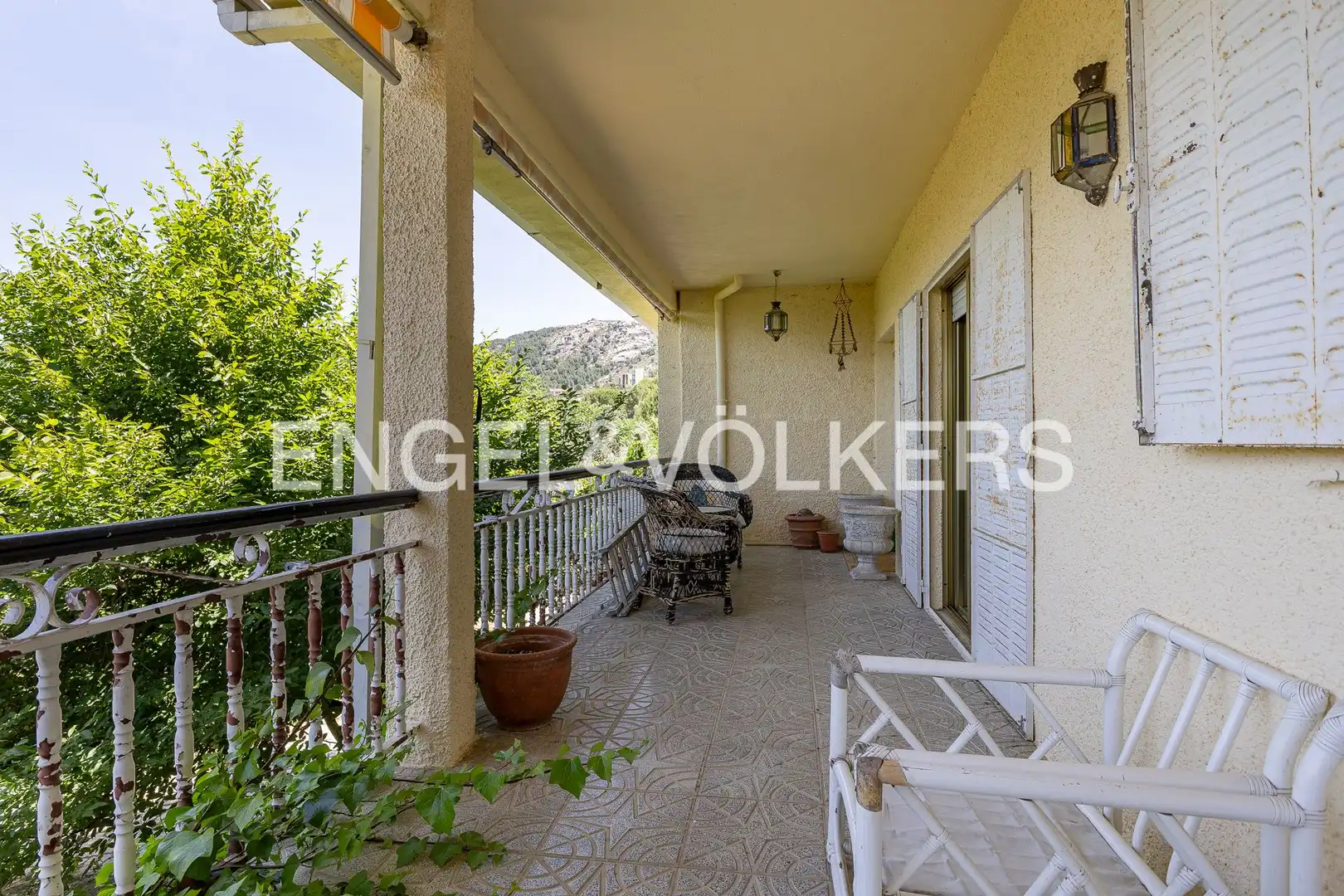 Terrassa de Casa o xalet en venda en Collado Villalba amb Calefacció, Jardí privat i Terrassa