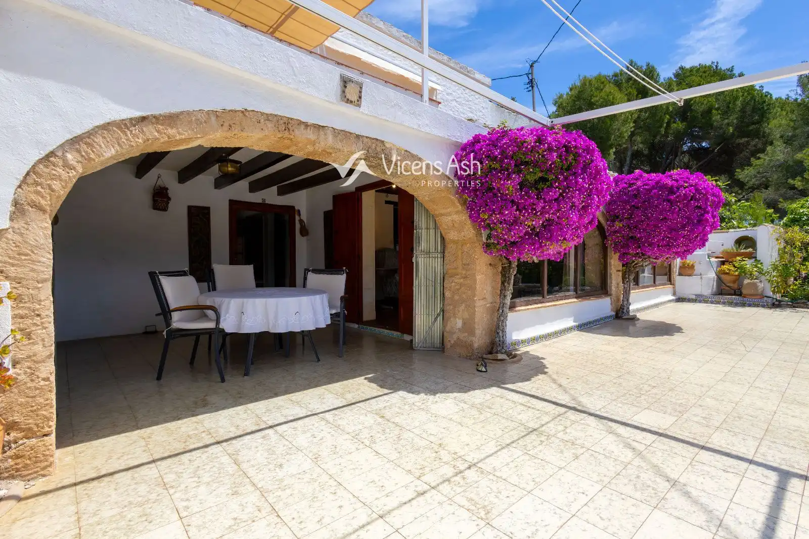 Terrace of Houses for sale in Jávea / Xàbia  with Storage room, Swimming Pool and Furnished