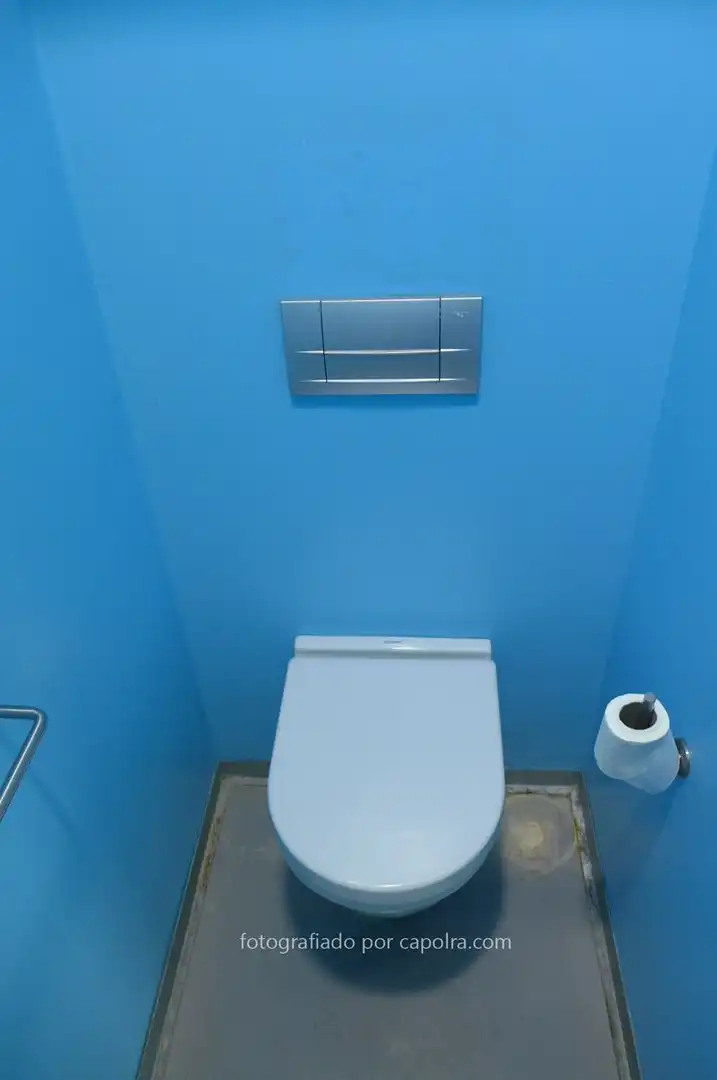 Baño de Oficina de alquiler en Barcelona con Aire acondicionado y Calefacción