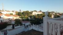 Vista exterior de Casa o xalet en venda en Rincón de la Victoria amb Terrassa, Piscina i Balcó