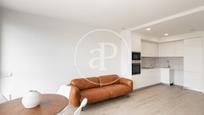 Living room of Flat to rent in Badalona  with Air Conditioner, Heating and Community pool