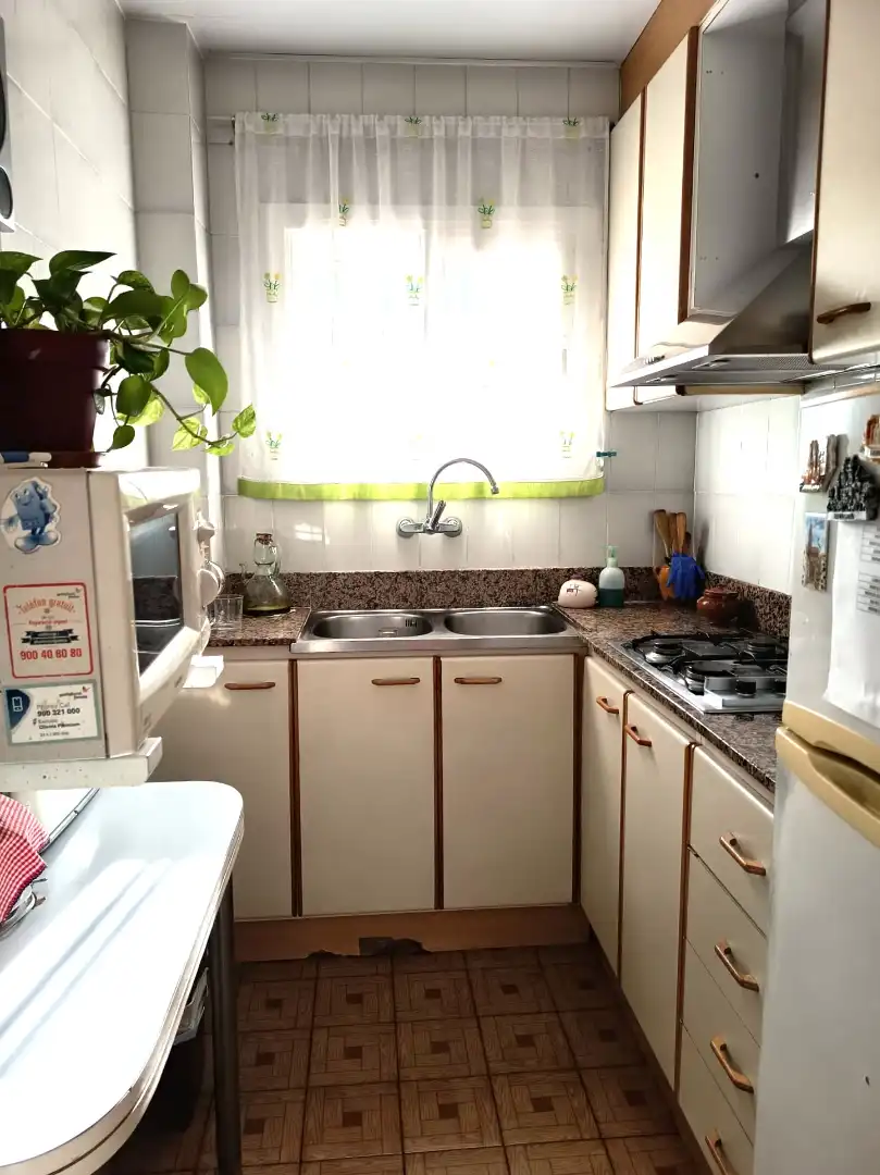 Cocina de Piso en venta en Terrassa con Aire acondicionado, Calefacción y Terraza