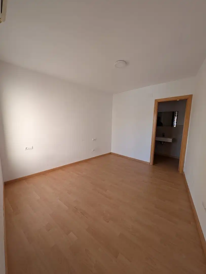 Appartamento con terrazza in vendita a Carrer Poligono 89, imagen 5