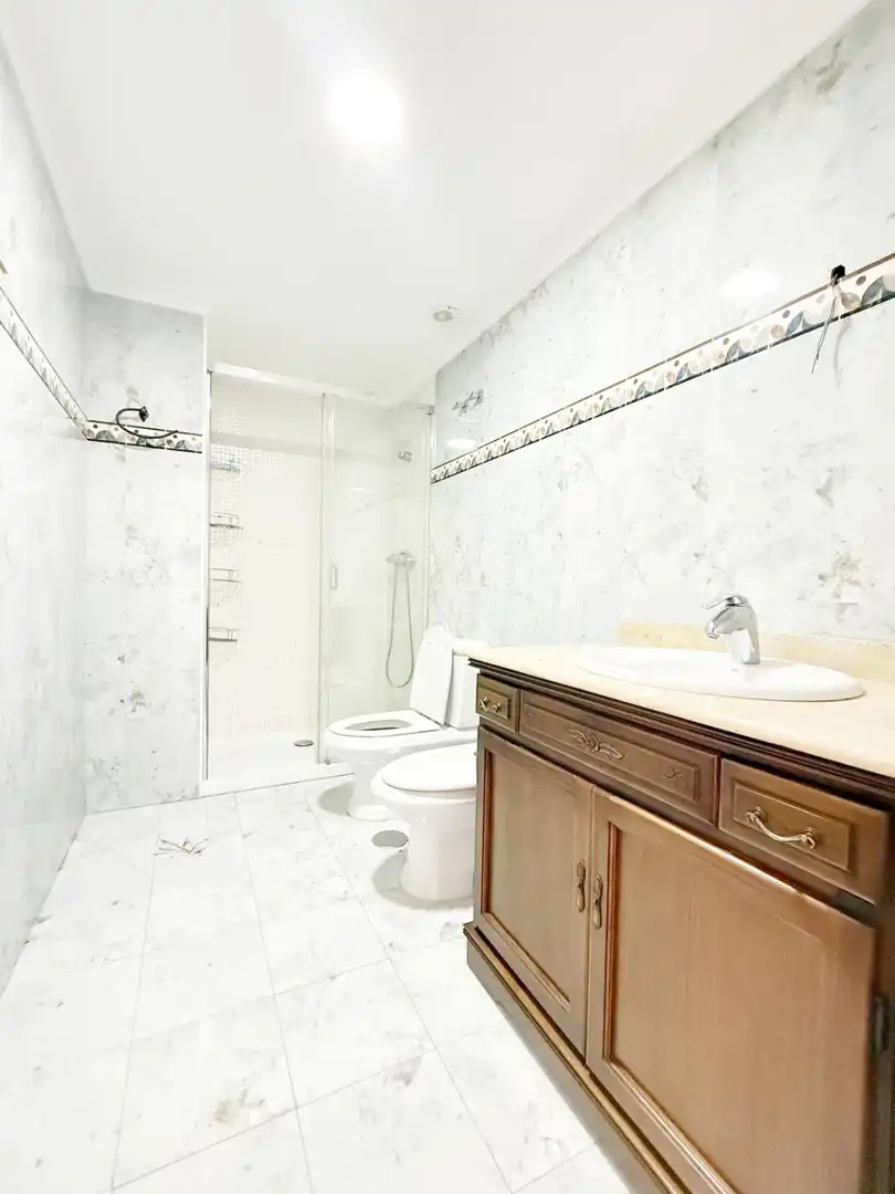 Baño de Casa adosada en venta en Almería con Terraza, Trastero y Balcón