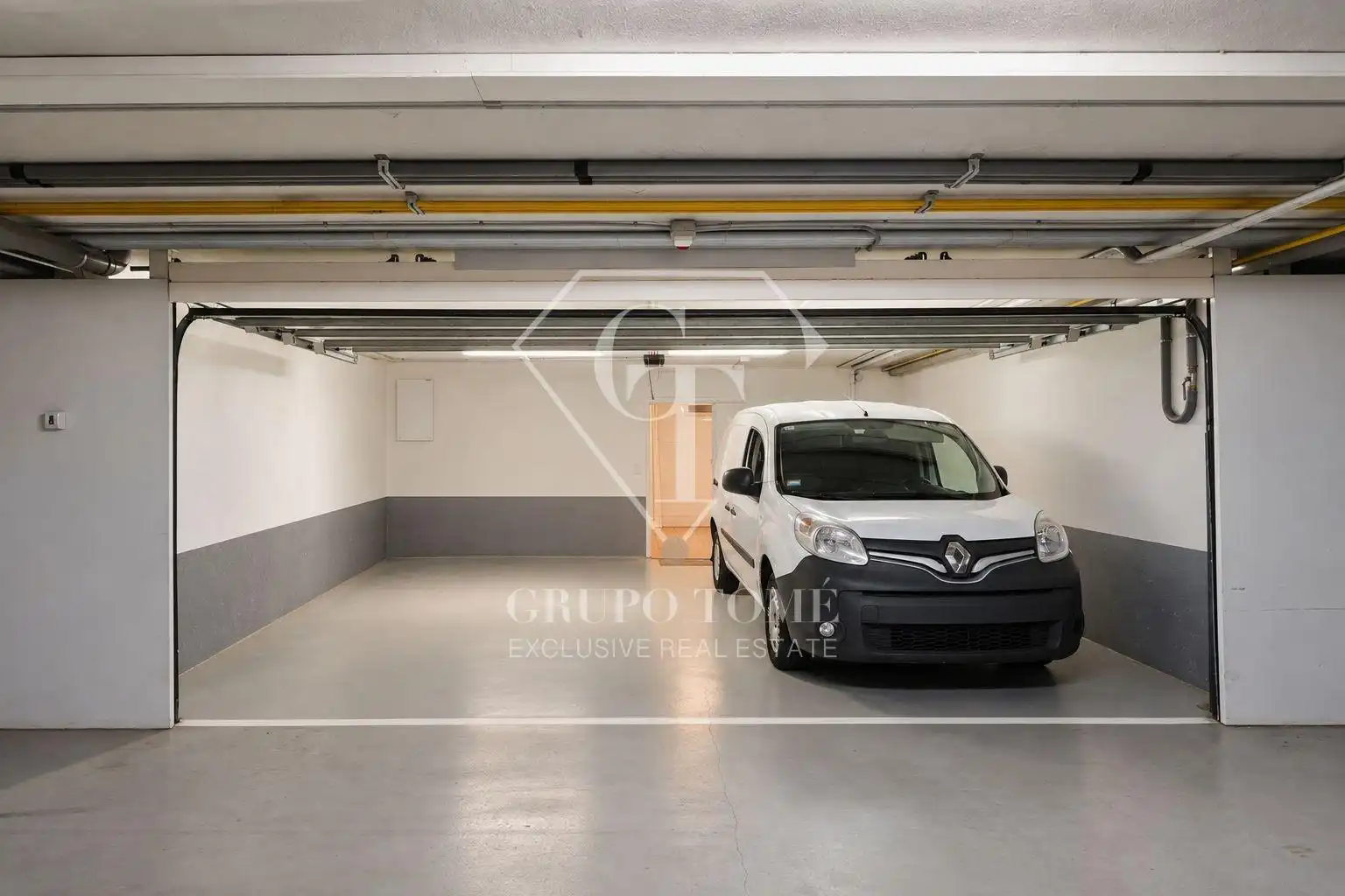 Parking de Casa adosada en venta en Orio con Calefacción, Terraza y Trastero