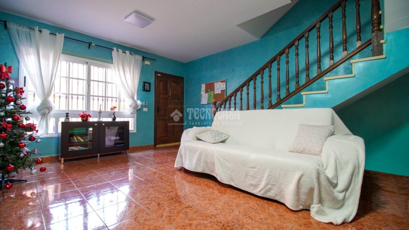 Casa adosada en venda