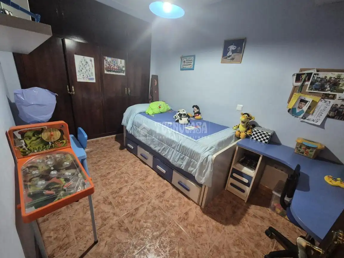 Dormitori de Pis en venda en Écija amb Aire condicionat i Balcó