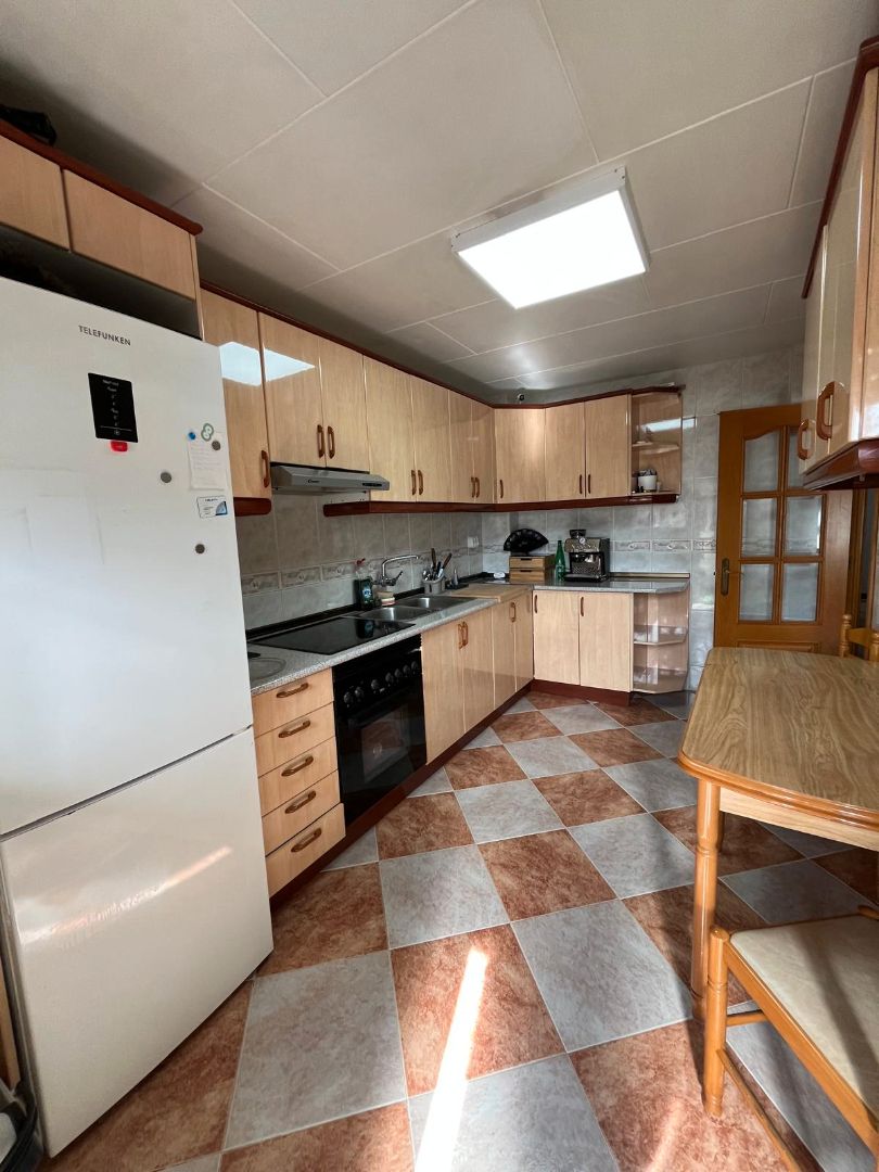 Kitchen of Flat for sale in Burriana / Borriana  with Oven, Washing machine and Balcony