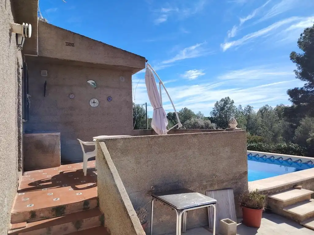 Terrasse von Haus oder Chalet zur Miete in Olocau mit Möbliert