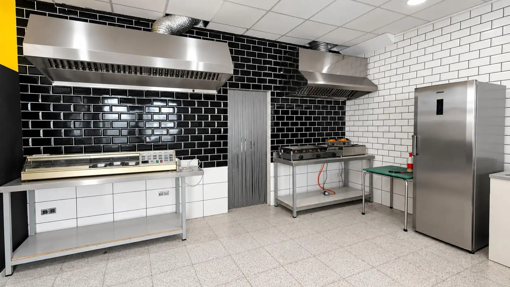 Cocina de Local en venta en Vegas del Genil