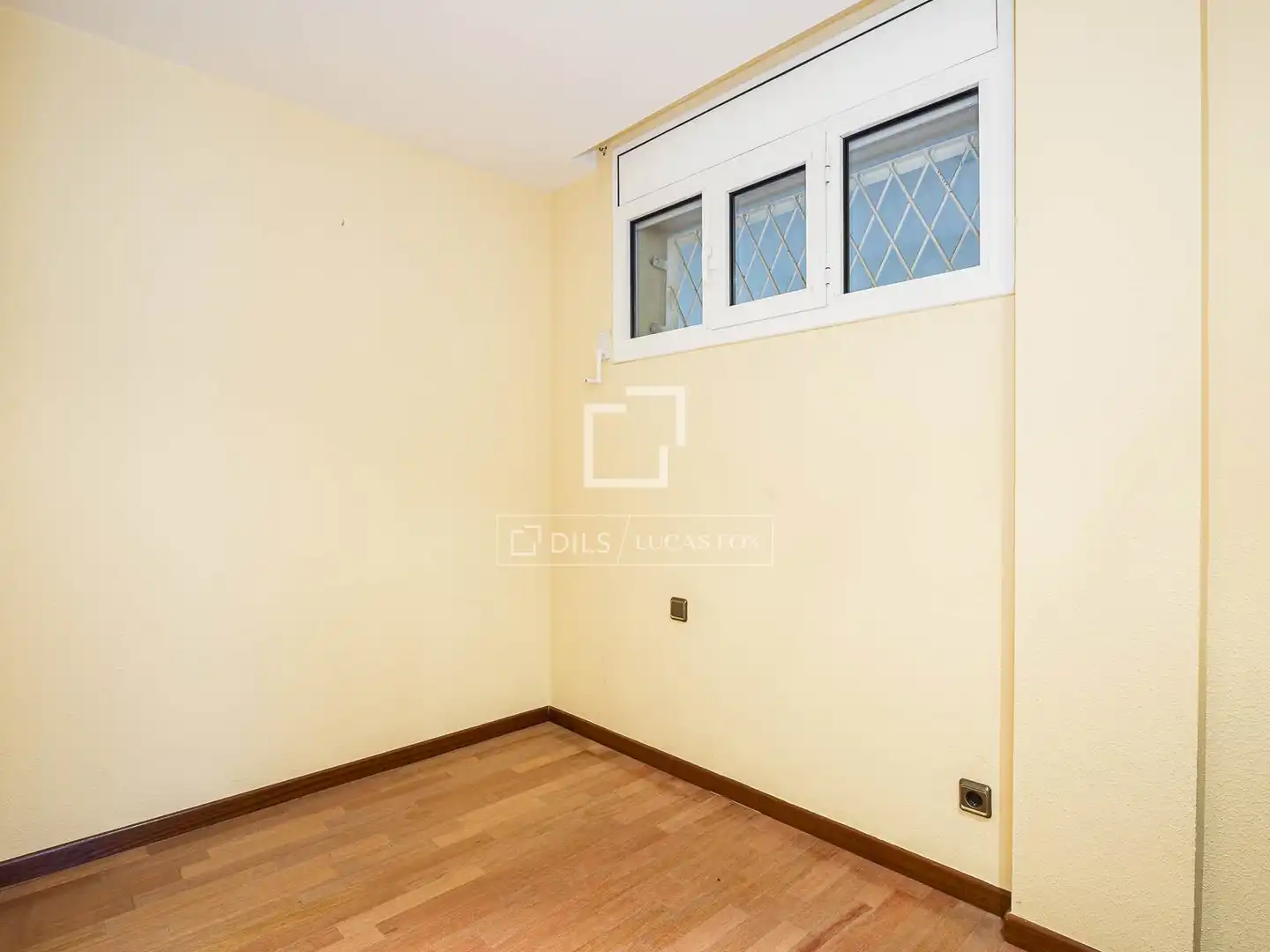 Bedroom of Flat for sale in Sitges  with Air Conditioner, Heating and Private garden