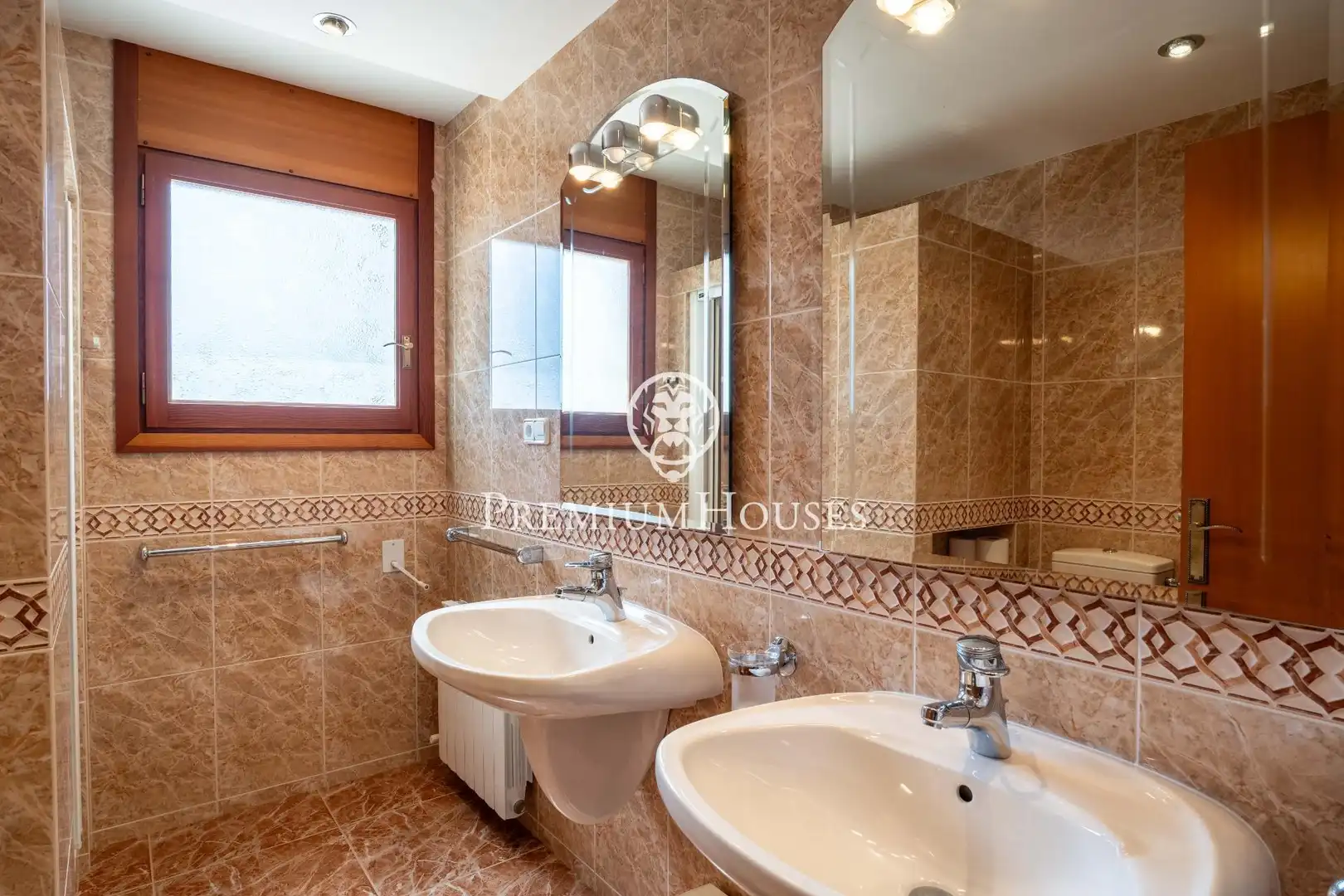 Bathroom of Houses for sale in Cambrils  with Heating, Private garden and Terrace