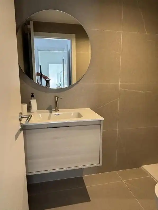 Badezimmer von Dachboden zur Miete in Ortigueira mit Privatgarten, Abstellraum und Möbliert
