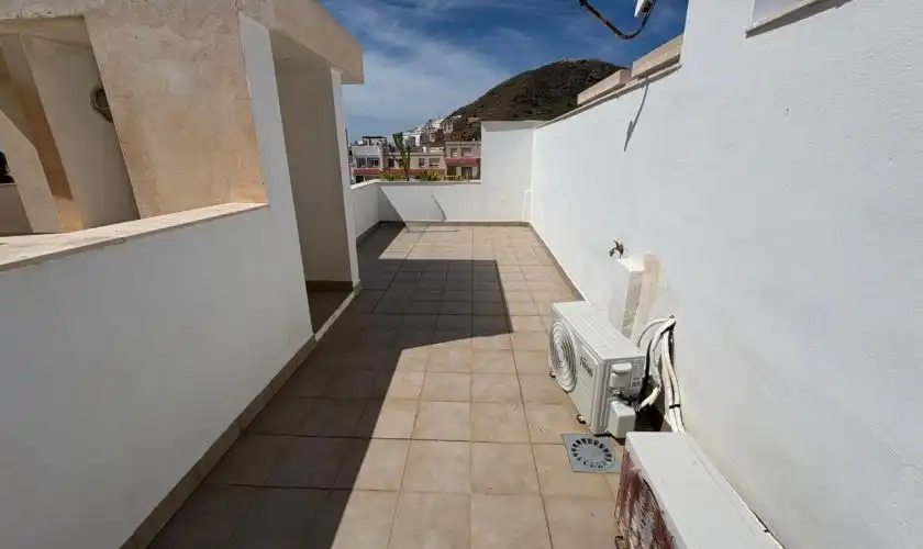 Terrasse von Einfamilien-Reihenhaus zum Verkauf in Carboneras mit Klimaanlage, Terrasse und Abstellraum