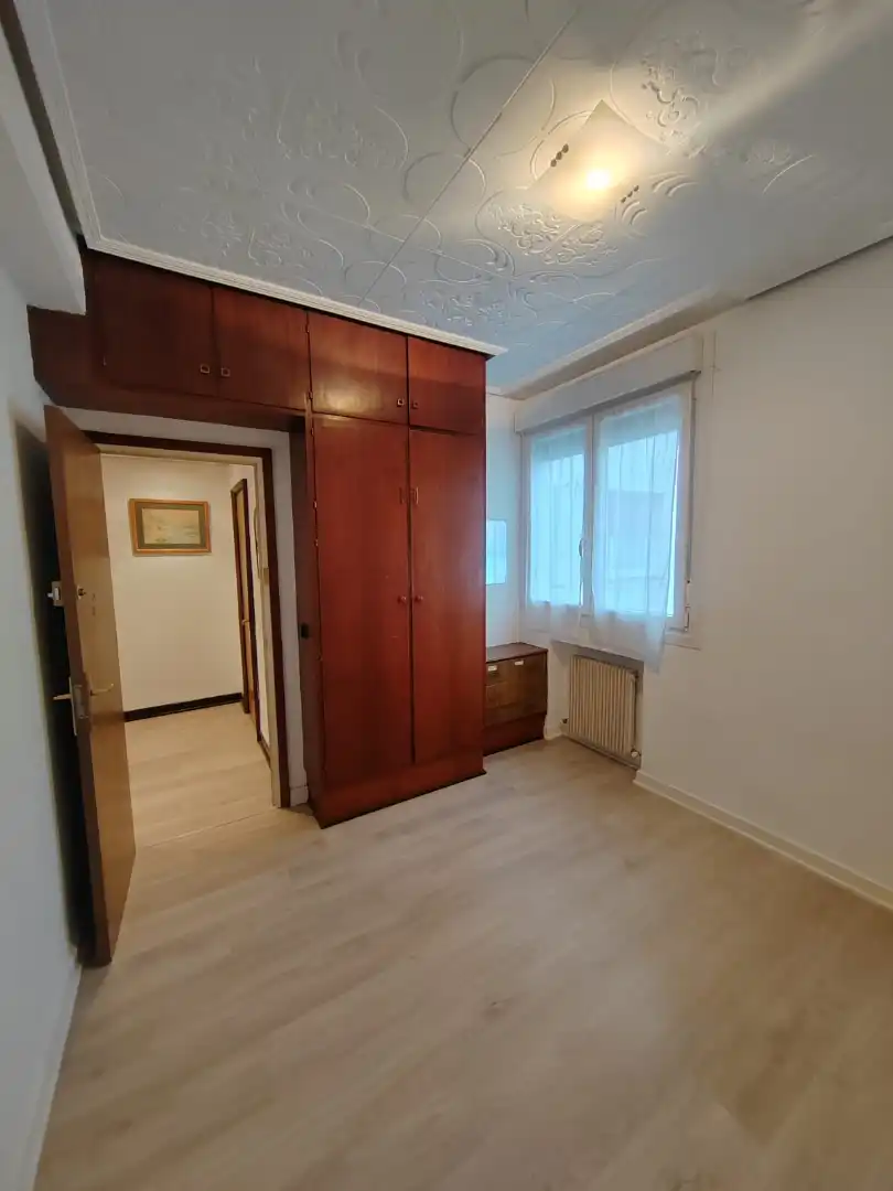 Bedroom of Flat for sale in Bilbao   with Heating and Furnished