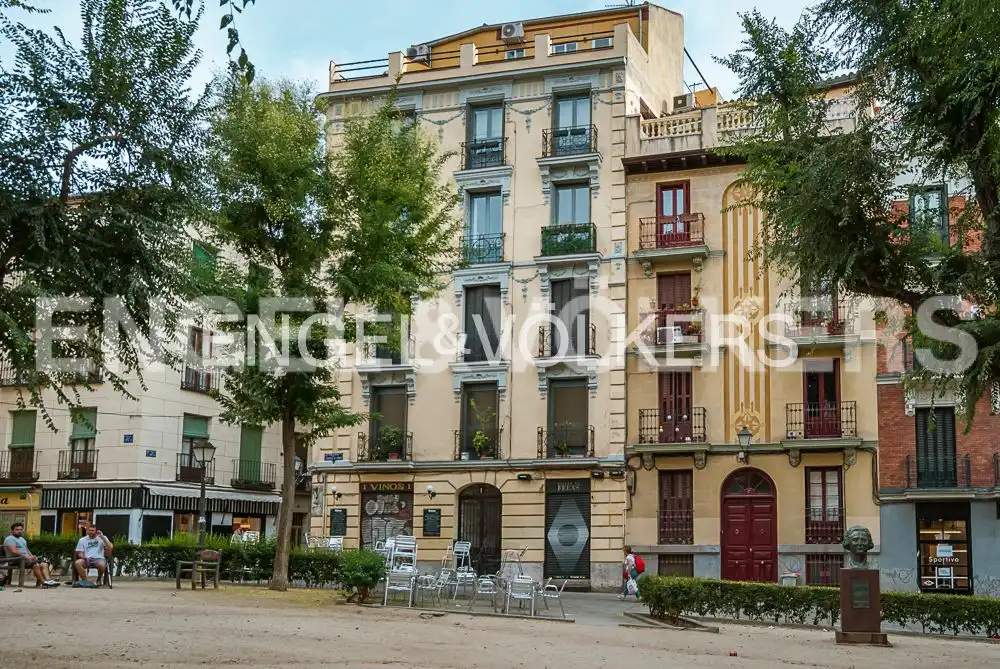 Vista exterior de Piso en venta en Madrid con Aire acondicionado, Calefacción y Parquet