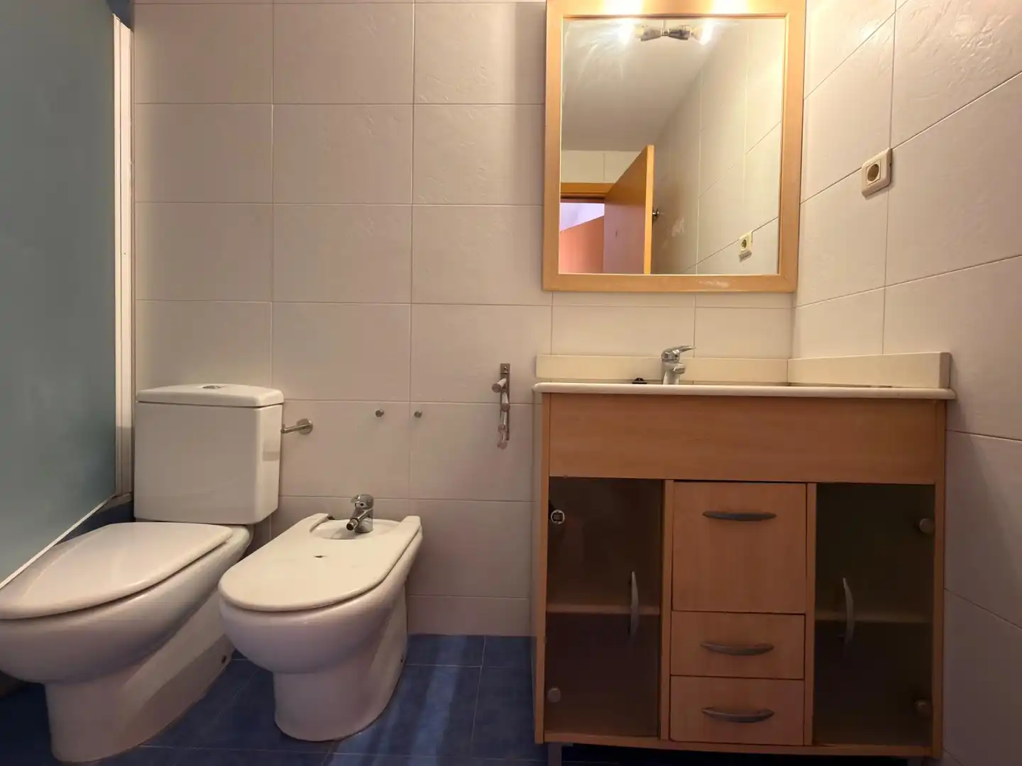 Bathroom of Flat for sale in Centre