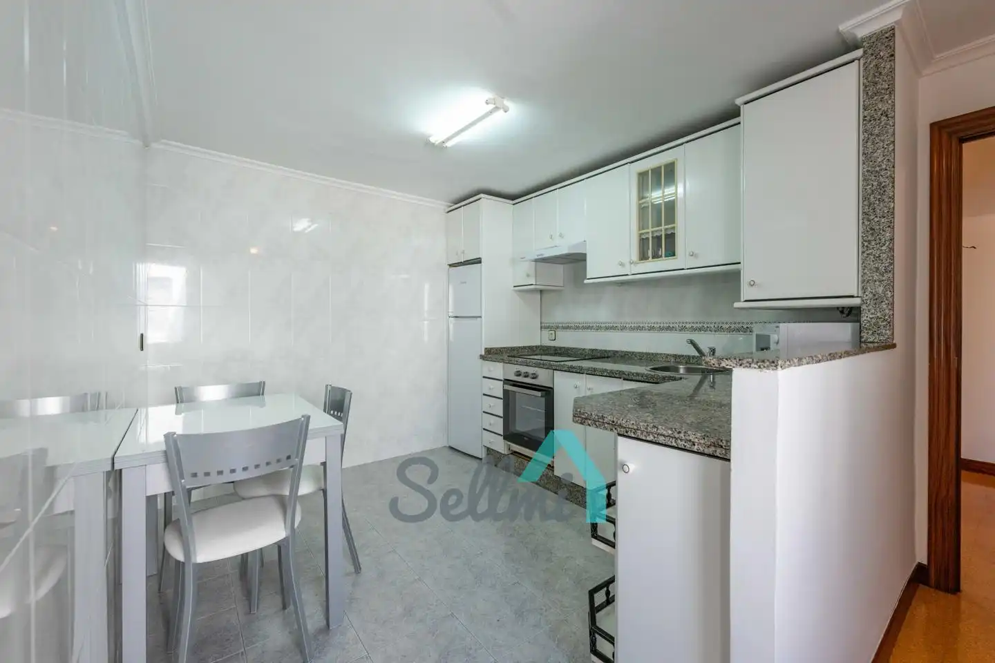 Flat for rent in De Gloria Fuertes, Masip