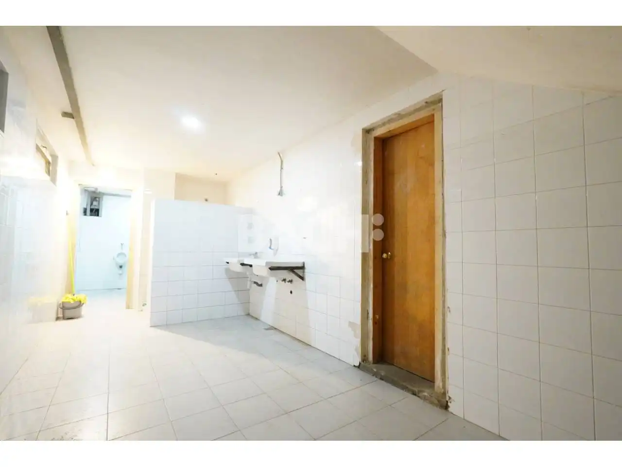 Bathroom of Industrial buildings for rent in Vic