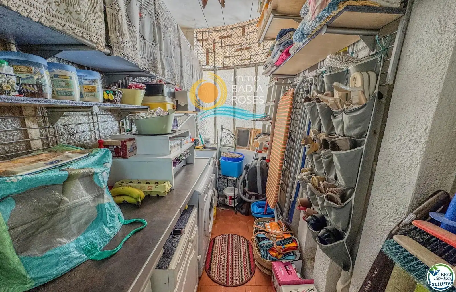 Cocina de Piso en venta en Roses con Calefacción, Terraza y Trastero