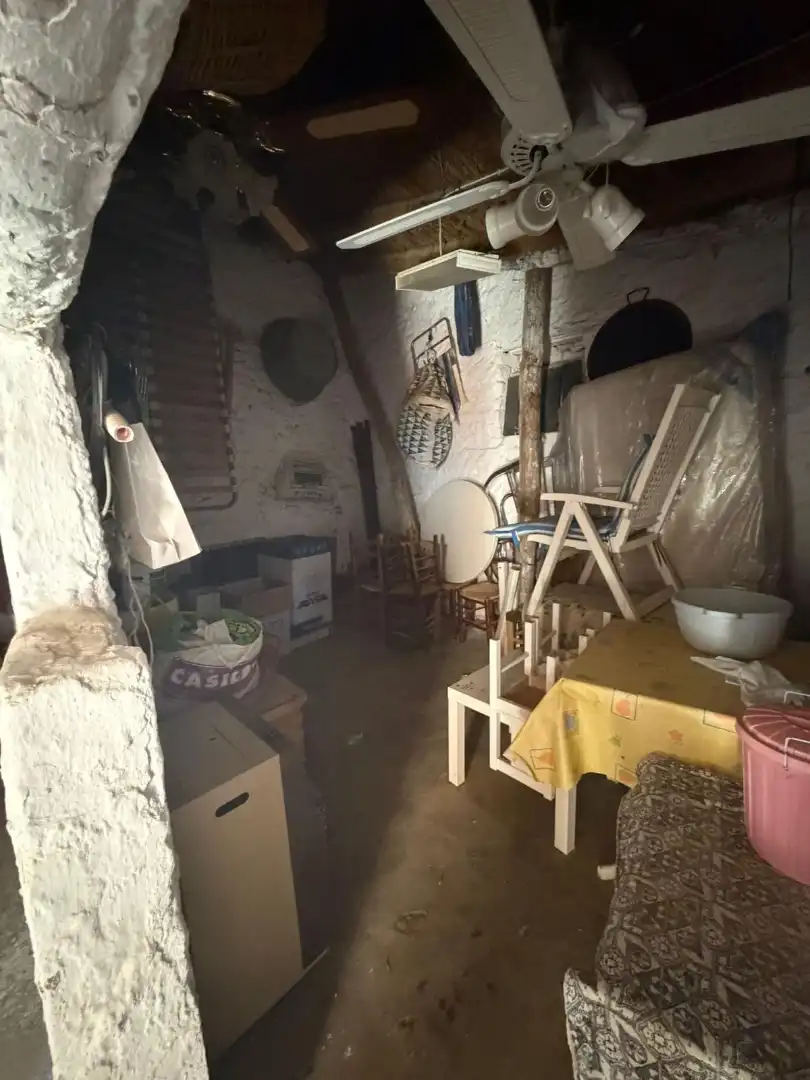 Haus oder Chalet zum Verkauf in Guadix mit Möbliert