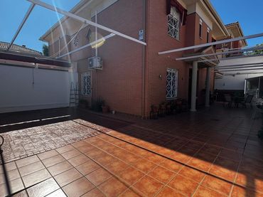 Casa pareada con jardín en venta en Oeste