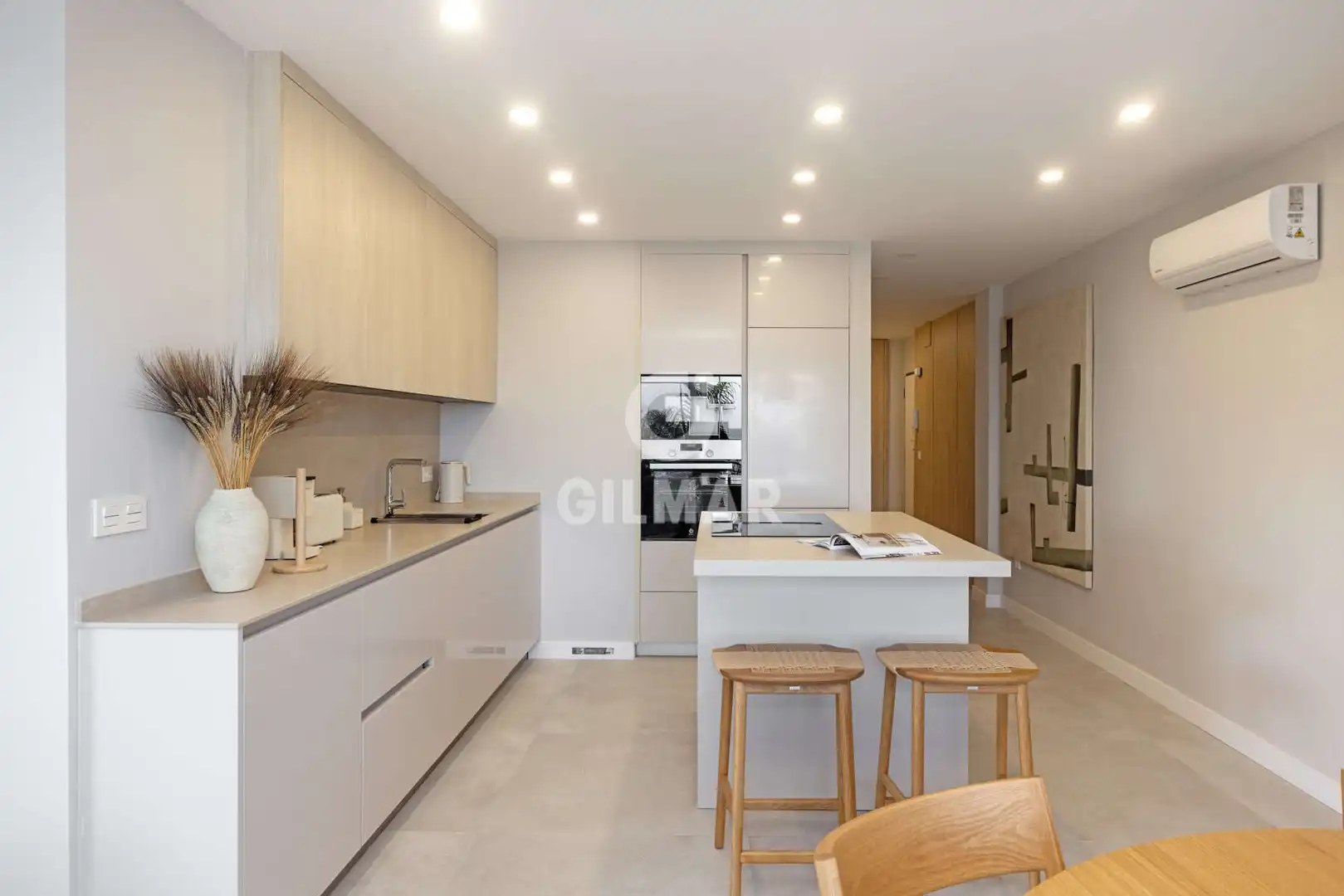 Cuina de Apartament en venda en Estepona amb Balcó