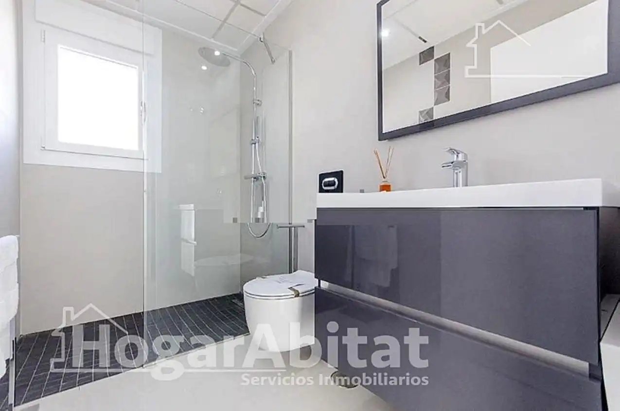 Bathroom of Houses for sale in Vera  with Parquet flooring, Terrace and Swimming Pool
