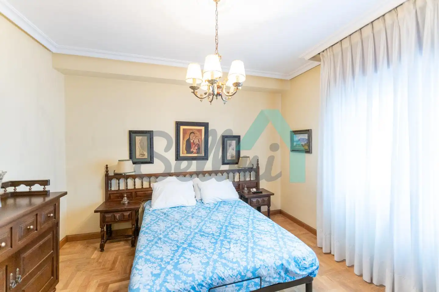 Schlafzimmer von Wohnung zur Miete in Gijón  mit Heizung, Parkett und Terrasse