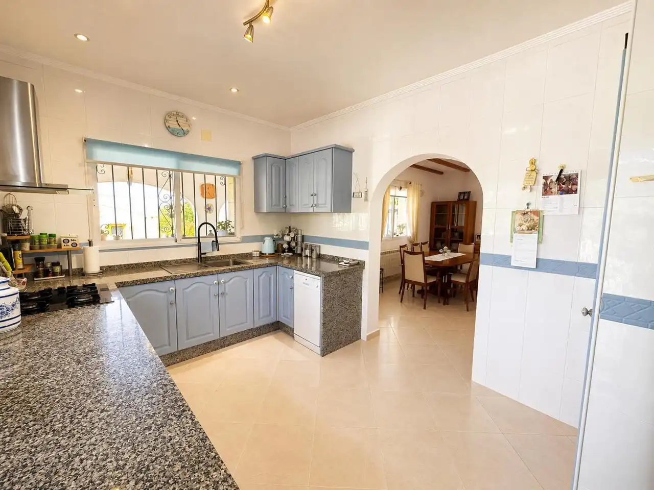 Cocina de Casa o chalet en venta en Vilallonga / Villalonga con Aire acondicionado, Calefacción y Jardín privado