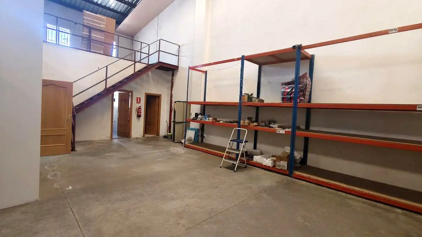 Nave industrial de alquiler en Torrejón de Ardoz